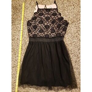 SPEECHLESS DRESS JUNIOR SIZE LARGE BLACK SCALLOPED LACE TULLE FLESH LINING